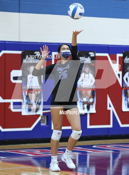 Thumbnail 1 in L'Anse Creuse vs. Cousino (MHSAA District Semifinal) photogallery.