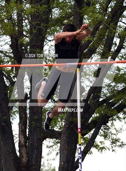 Thumbnail 3 in CHSAA 4A Finals (Pole Vault) photogallery.