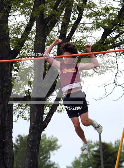 Thumbnail 3 in CHSAA 4A Finals (Pole Vault) photogallery.