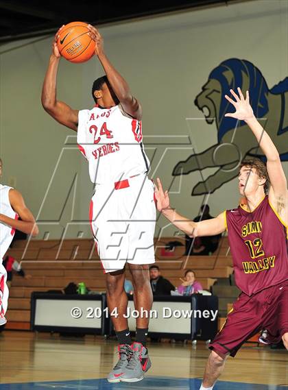 Thumbnail 2 in Palos Verdes @ Simi Valley (MaxPreps Holiday Classic) photogallery.
