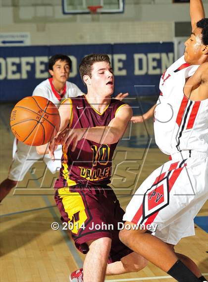 Thumbnail 3 in Palos Verdes @ Simi Valley (MaxPreps Holiday Classic) photogallery.