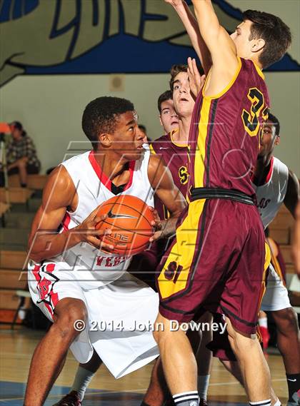 Thumbnail 2 in Palos Verdes @ Simi Valley (MaxPreps Holiday Classic) photogallery.
