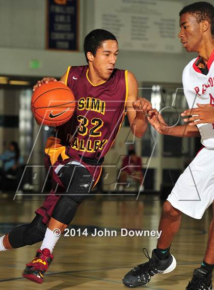 Thumbnail 3 in Palos Verdes @ Simi Valley (MaxPreps Holiday Classic) photogallery.