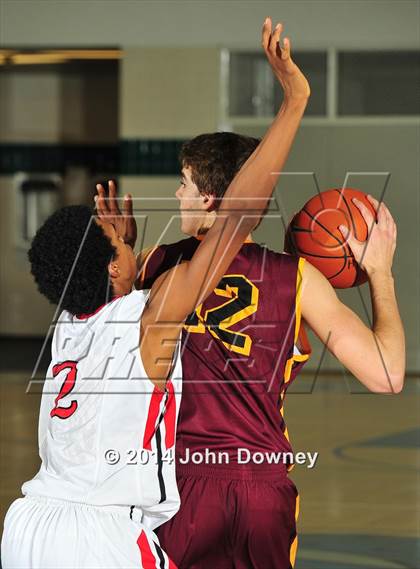 Thumbnail 3 in Palos Verdes @ Simi Valley (MaxPreps Holiday Classic) photogallery.