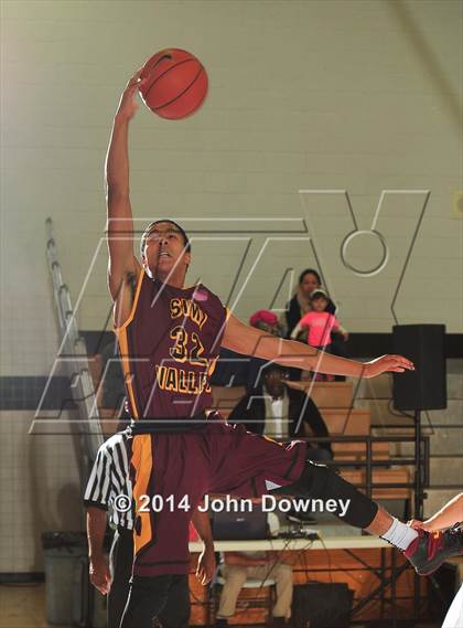 Thumbnail 2 in Palos Verdes @ Simi Valley (MaxPreps Holiday Classic) photogallery.