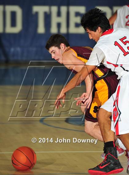 Thumbnail 2 in Palos Verdes @ Simi Valley (MaxPreps Holiday Classic) photogallery.