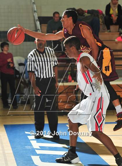 Thumbnail 1 in Palos Verdes @ Simi Valley (MaxPreps Holiday Classic) photogallery.