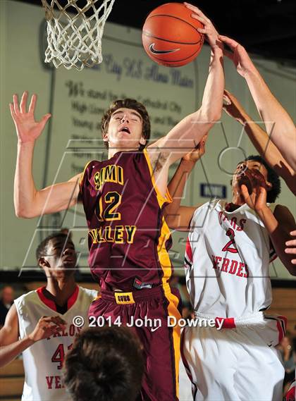Thumbnail 3 in Palos Verdes @ Simi Valley (MaxPreps Holiday Classic) photogallery.