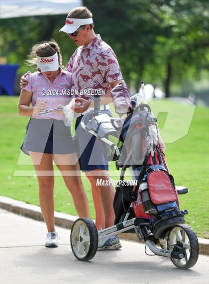Thumbnail 1 in UIL 5A Golf Finals photogallery.