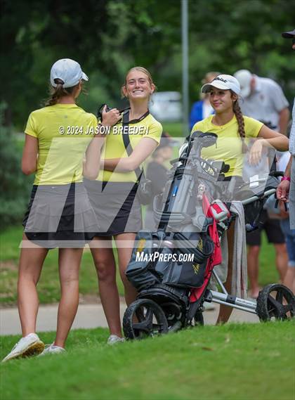 Thumbnail 2 in UIL 5A Golf Finals photogallery.
