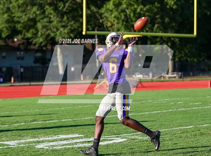 Thumbnail 3 in Phoebus @ Menchville photogallery.