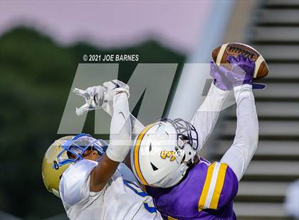 Thumbnail 3 in Phoebus @ Menchville photogallery.