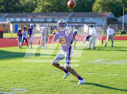 Thumbnail 2 in Phoebus @ Menchville photogallery.