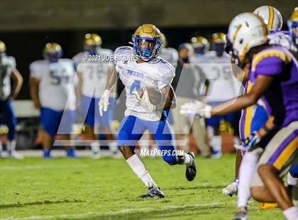 Thumbnail 3 in Phoebus @ Menchville photogallery.
