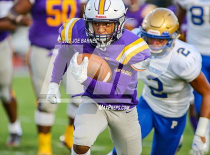 Thumbnail 1 in Phoebus @ Menchville photogallery.