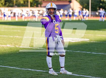 Thumbnail 1 in Phoebus @ Menchville photogallery.