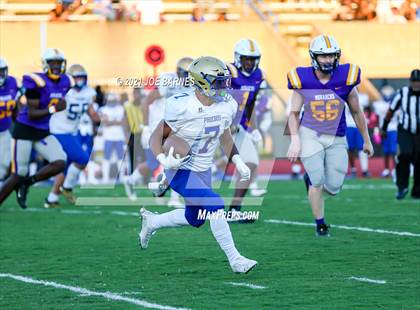 Thumbnail 1 in Phoebus @ Menchville photogallery.