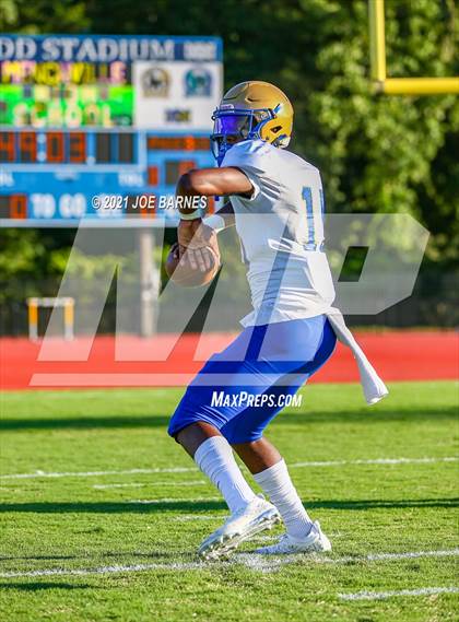 Thumbnail 3 in Phoebus @ Menchville photogallery.