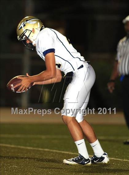 Thumbnail 3 in Loyola vs. St. John Bosco photogallery.
