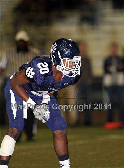 Thumbnail 3 in Loyola vs. St. John Bosco photogallery.