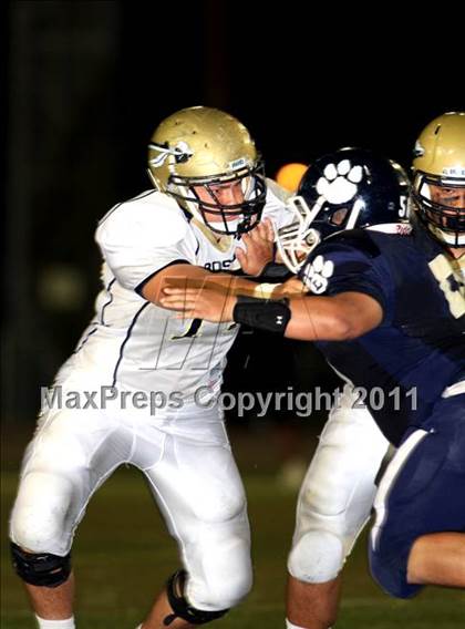 Thumbnail 2 in Loyola vs. St. John Bosco photogallery.