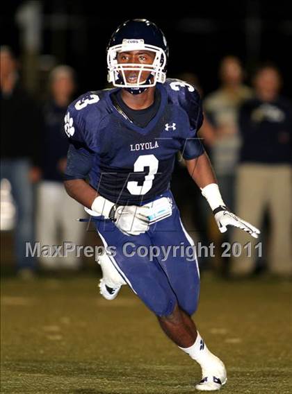 Thumbnail 3 in Loyola vs. St. John Bosco photogallery.