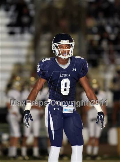 Thumbnail 1 in Loyola vs. St. John Bosco photogallery.