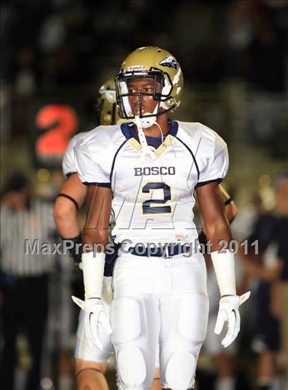 Thumbnail 2 in Loyola vs. St. John Bosco photogallery.
