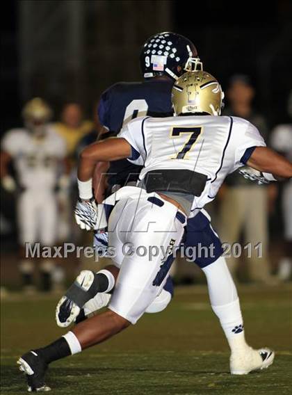 Thumbnail 3 in Loyola vs. St. John Bosco photogallery.