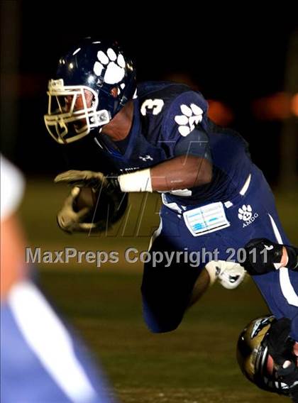 Thumbnail 1 in Loyola vs. St. John Bosco photogallery.
