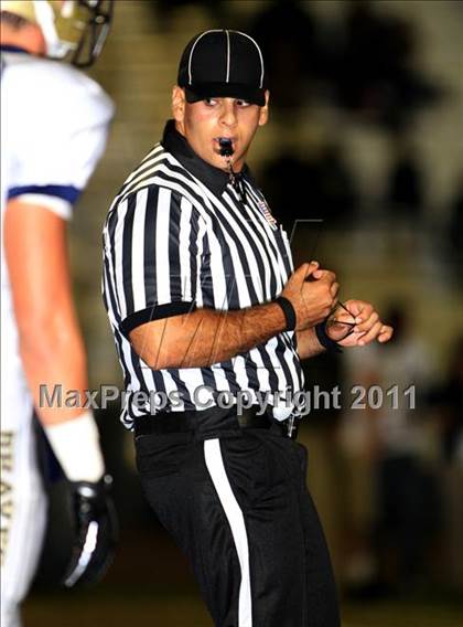 Thumbnail 3 in Loyola vs. St. John Bosco photogallery.