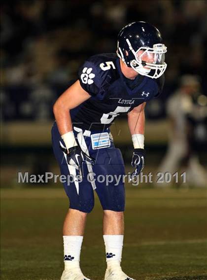 Thumbnail 2 in Loyola vs. St. John Bosco photogallery.