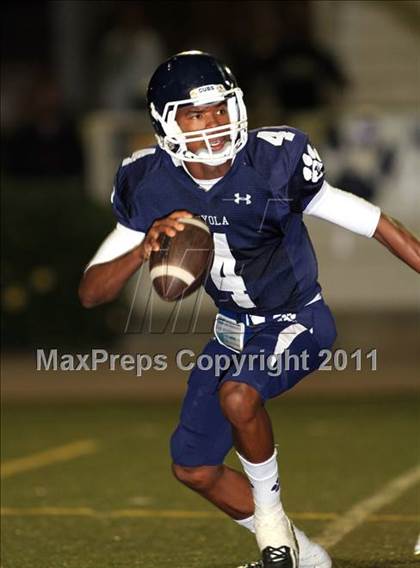 Thumbnail 3 in Loyola vs. St. John Bosco photogallery.