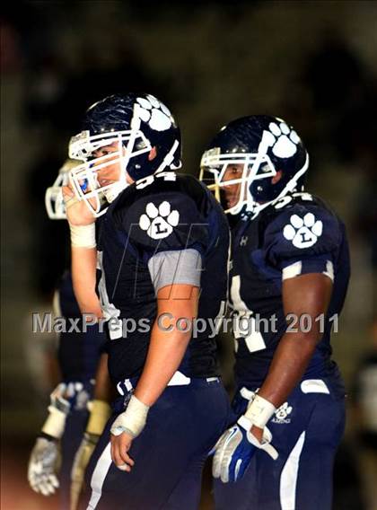Thumbnail 2 in Loyola vs. St. John Bosco photogallery.