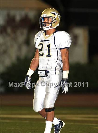 Thumbnail 2 in Loyola vs. St. John Bosco photogallery.