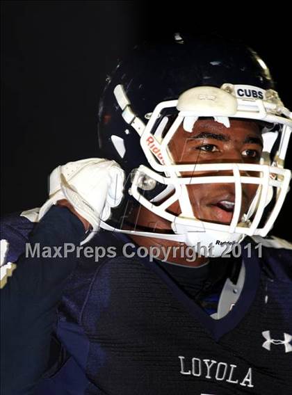 Thumbnail 3 in Loyola vs. St. John Bosco photogallery.