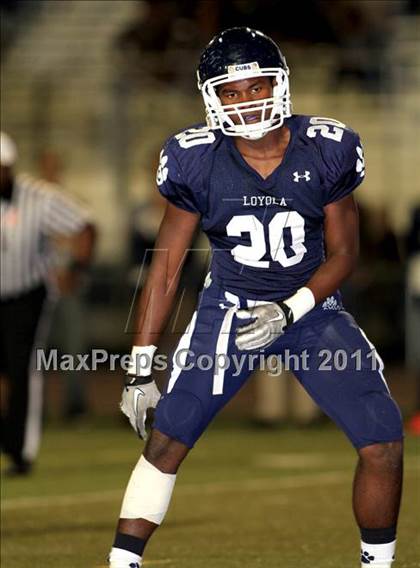 Thumbnail 1 in Loyola vs. St. John Bosco photogallery.