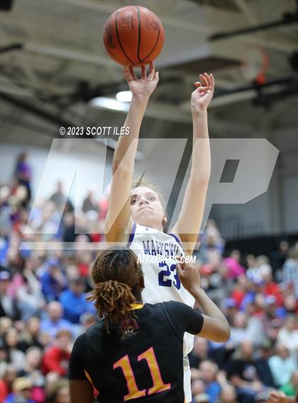 Thumbnail 1 in Reynoldsburg vs Marysville (OHSAA D1 District Final) photogallery.