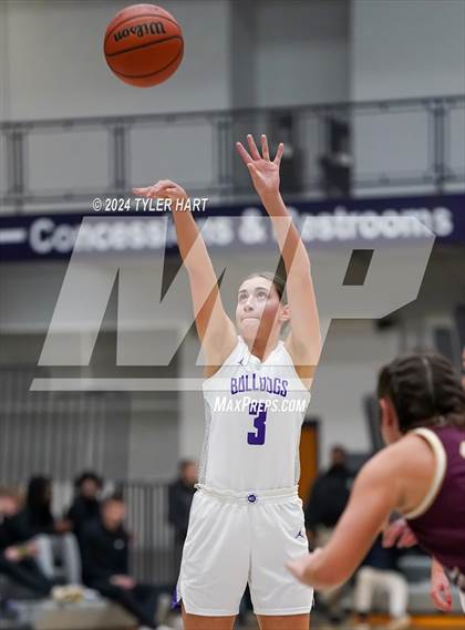 Thumbnail 2 in Columbia City @ Brownsburg (Sneakers for Santa Shootout) photogallery.