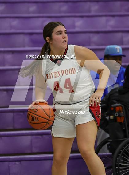 Thumbnail 1 in Middle Tennessee Christian vs. Ravenwood photogallery.