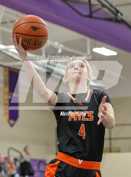 Thumbnail 3 in Middle Tennessee Christian vs. Ravenwood photogallery.