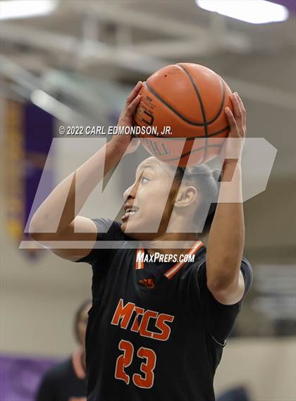 Thumbnail 1 in Middle Tennessee Christian vs. Ravenwood photogallery.