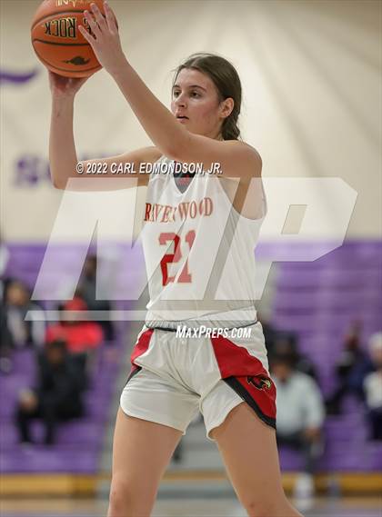 Thumbnail 3 in Middle Tennessee Christian vs. Ravenwood photogallery.