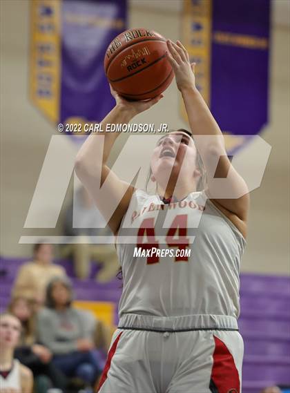 Thumbnail 2 in Middle Tennessee Christian vs. Ravenwood photogallery.