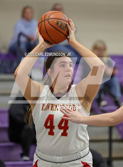 Thumbnail 1 in Middle Tennessee Christian vs. Ravenwood photogallery.