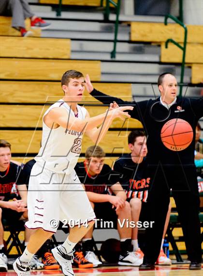 Thumbnail 2 in Horizon vs. Grand Junction photogallery.
