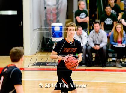 Thumbnail 1 in Horizon vs. Grand Junction photogallery.