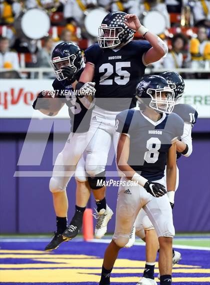 Thumbnail 3 in West Sioux vs Hudson (IHSAA Class A Final) photogallery.