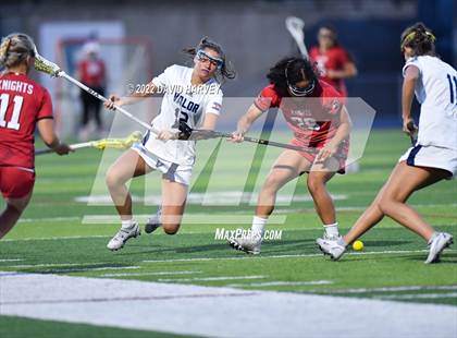 Thumbnail 2 in Valor Christian vs. Fairview photogallery.