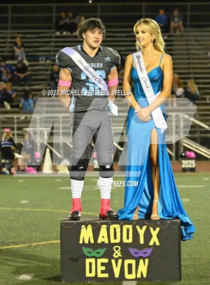 Thumbnail 2 in Granite Hills vs West Hills photogallery.